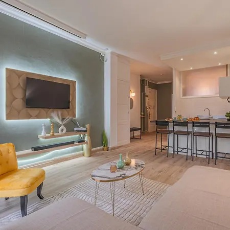Luxury Cinephile - Netflix - 2 Balcons - Garage Prive - Minibar